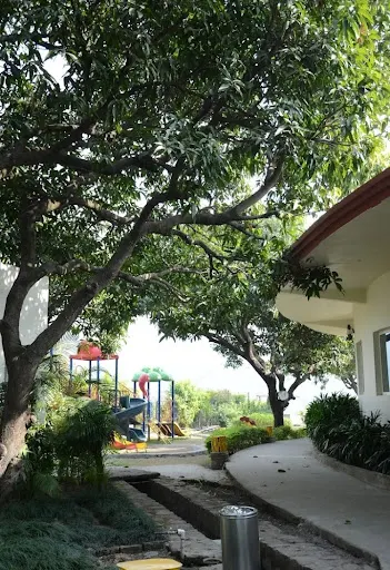 La Perle Resort - Photo 5