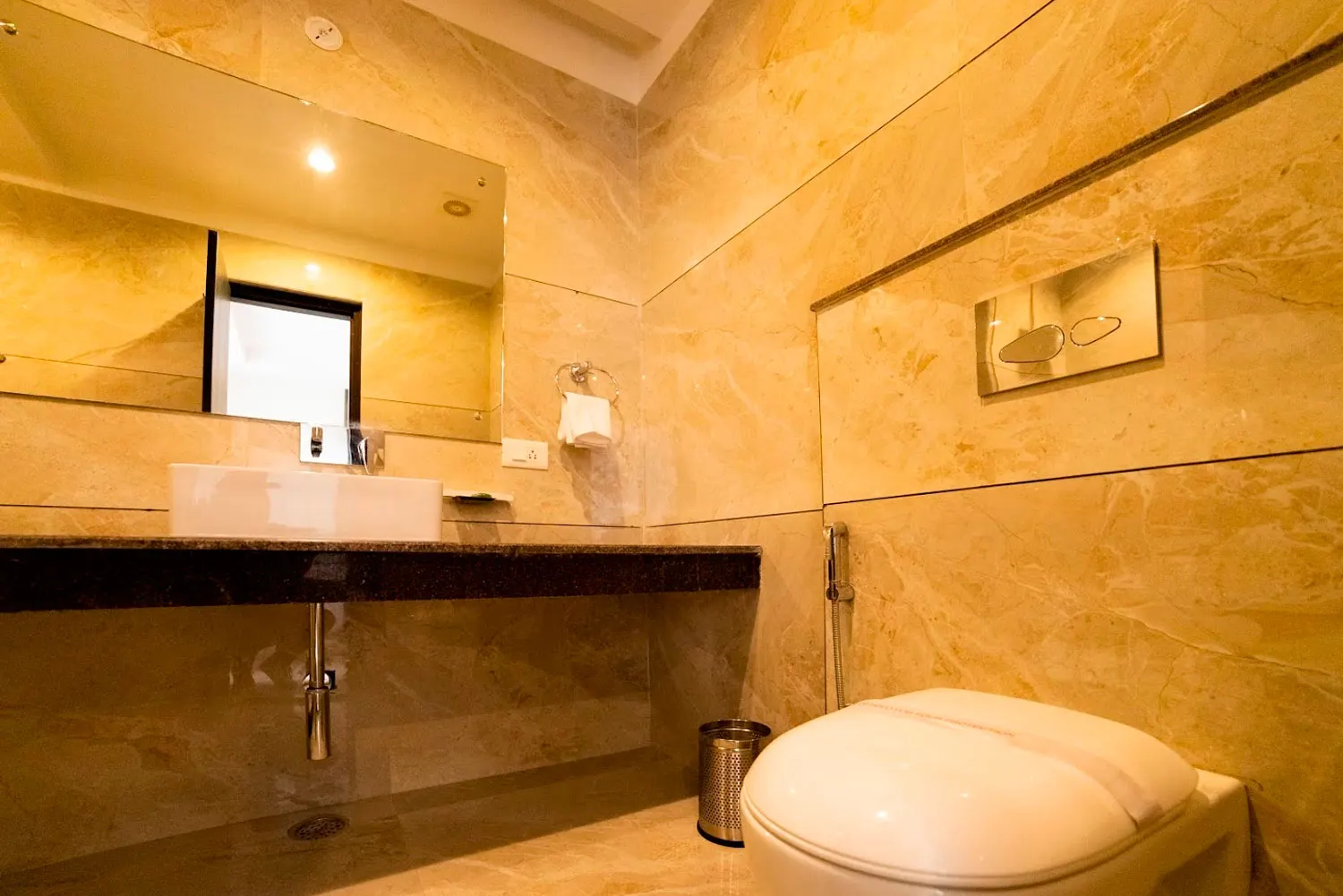 La Savana Resort - Gallery Photo 3