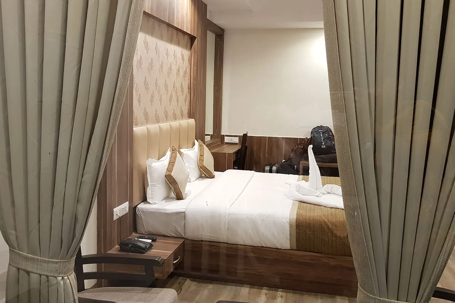 Deluxe Room (Window View) - View 1