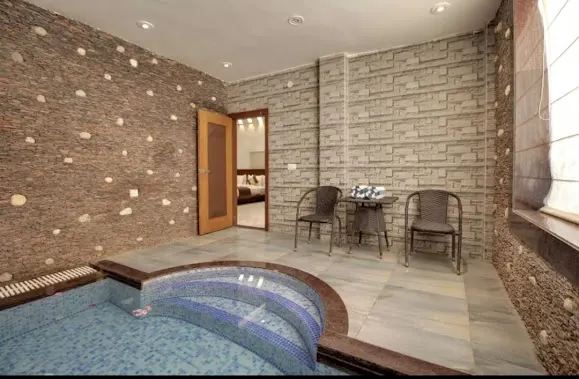 Maulik Mansion Resort - Gallery Photo 3