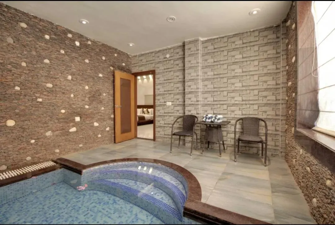 Room with Plunge Pool - View 2