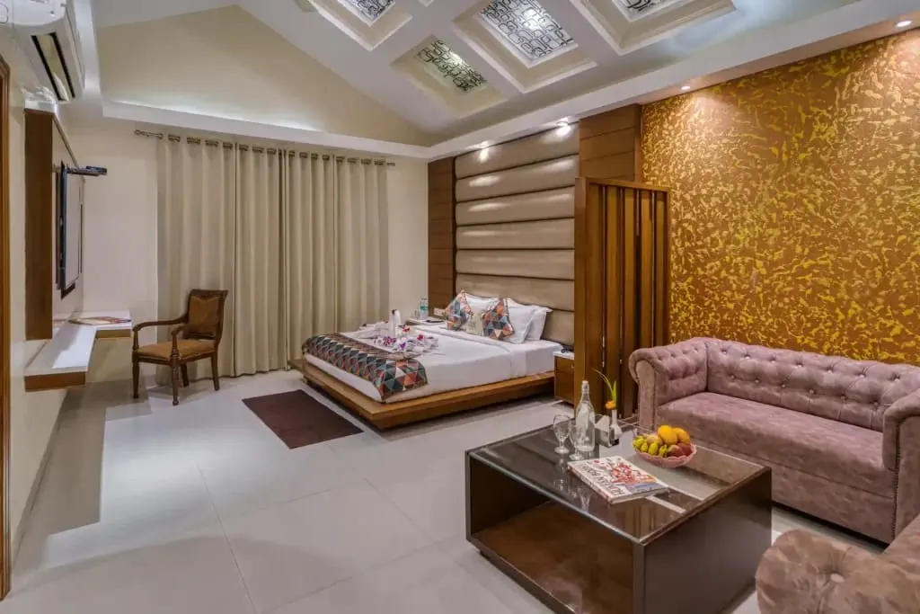 Terrace Garden Room - View 1