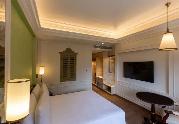 Family Room – Valley View - View 1