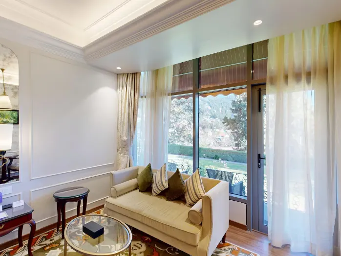 Premium Room with Balcony – Valley View - View 5