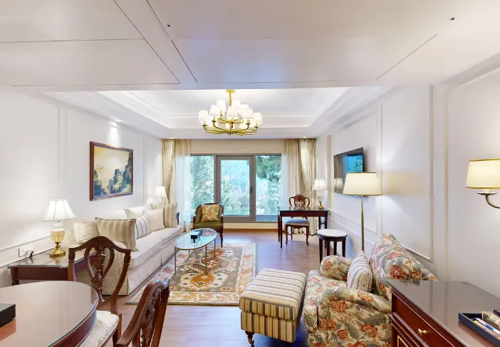 Suite – Valley View - View 4
