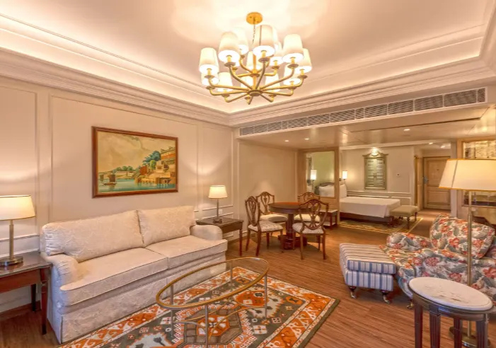Suite – Valley View - View 2