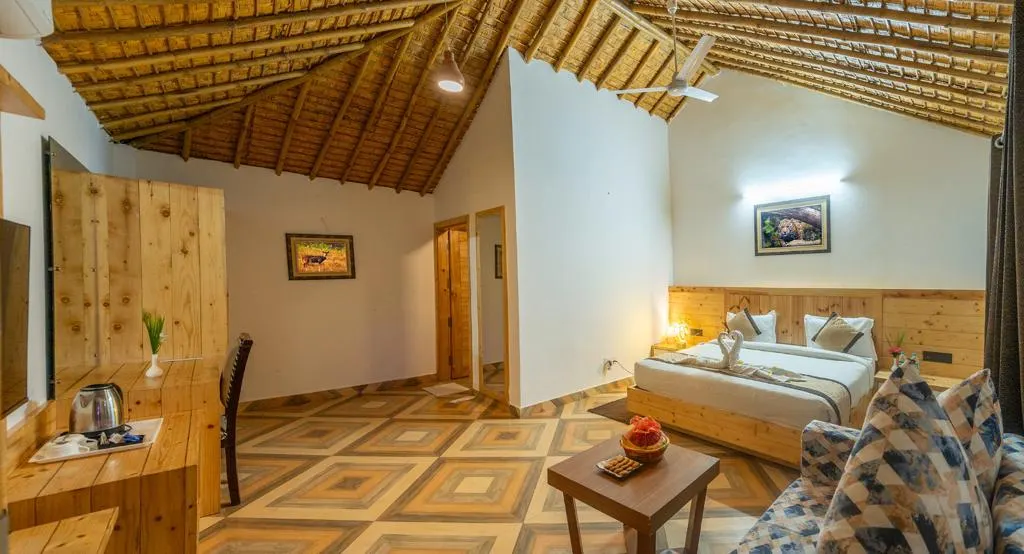 Leopard Hut - View 1