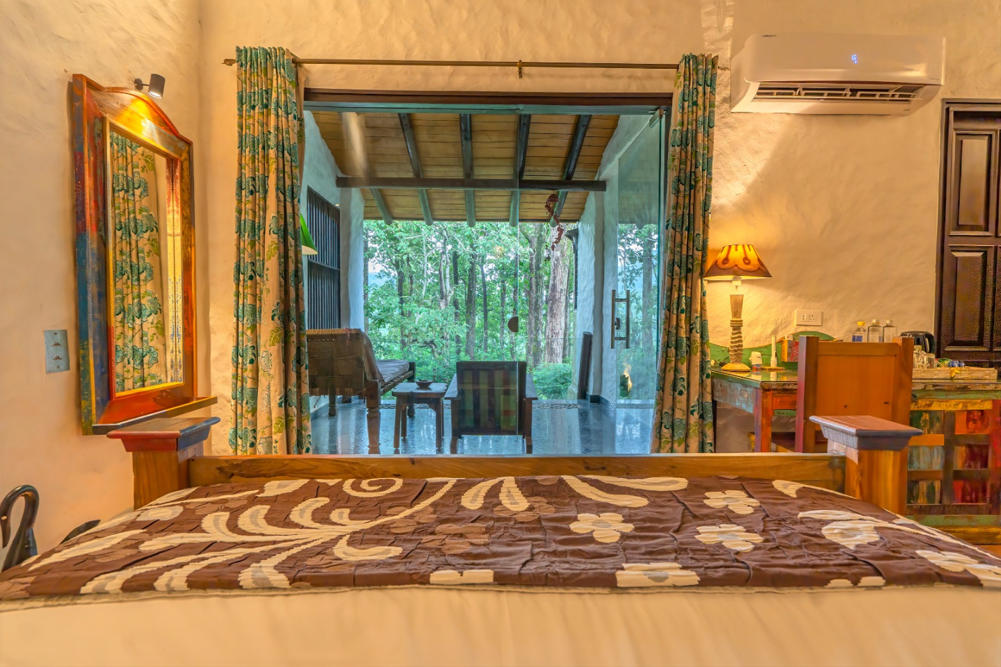 Jungle Villa with Jacuzzi - View 3
