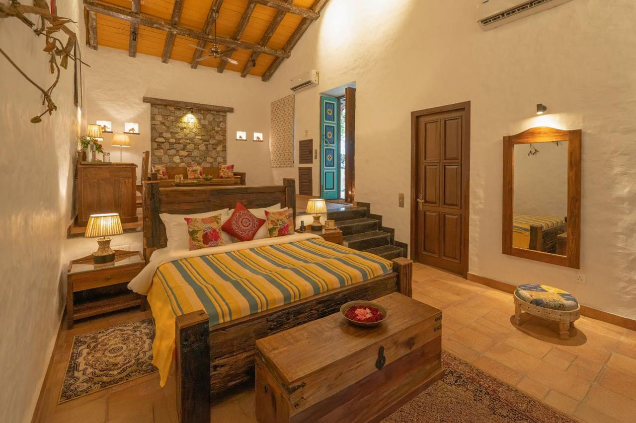 Signature Pool Villa with Hanging Bed and Jacuzzi - View 2