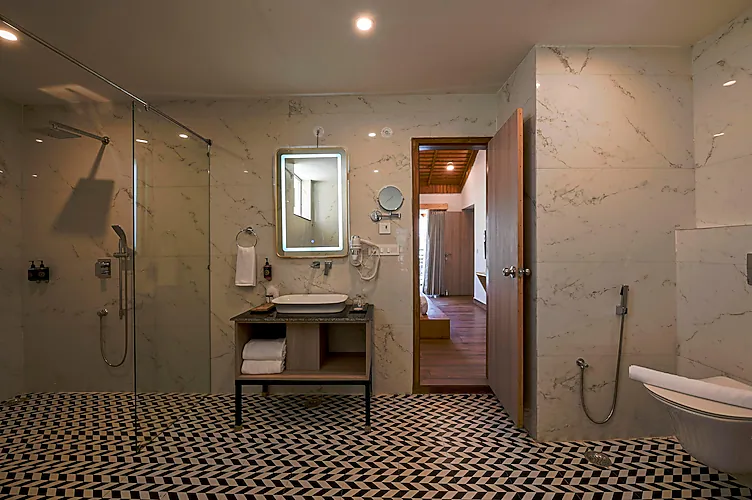 Family Suites - View 4