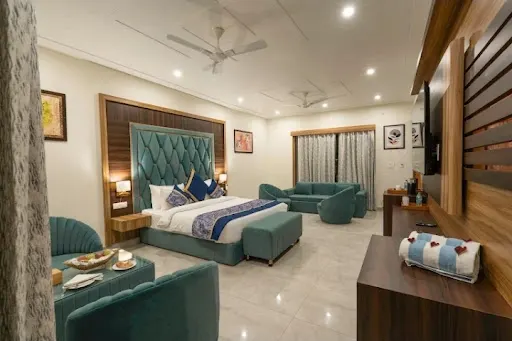 River Heritage Resort - Gallery Photo 2
