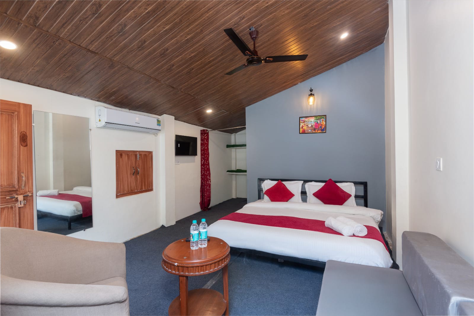 Deluxe Cottage - View 1