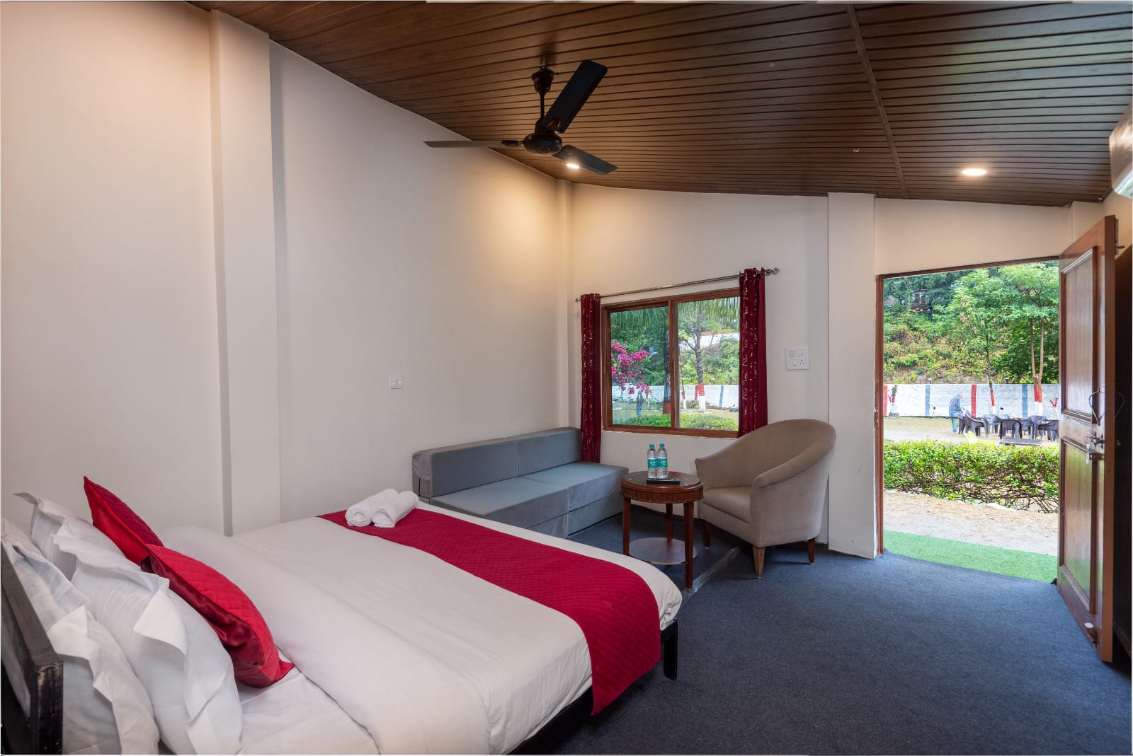 Deluxe Cottage - View 3