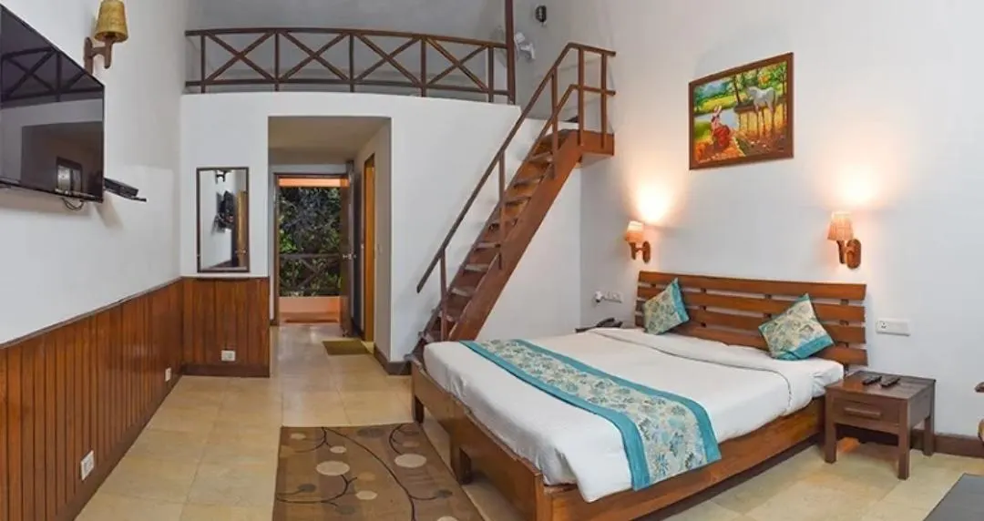 Family Attic Room - View 2