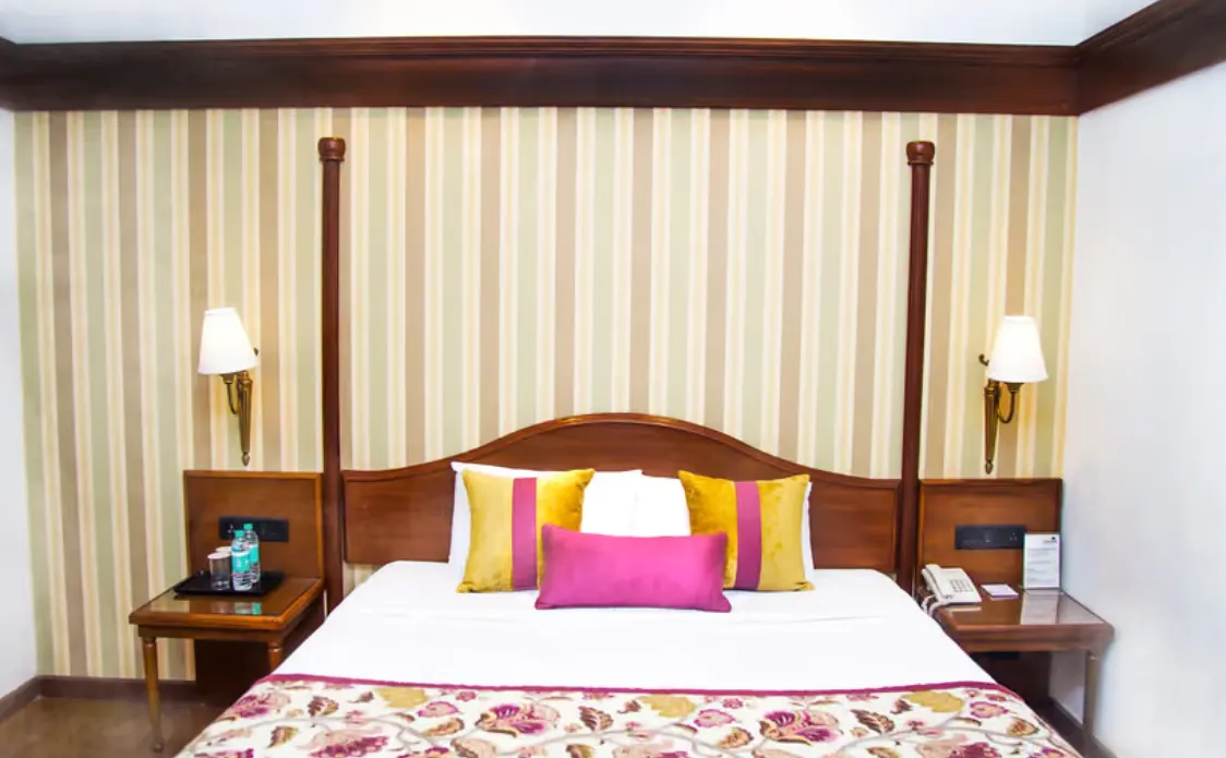 Deluxe Room - View 2