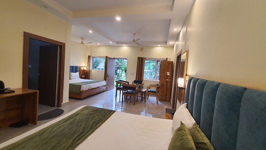 Super Deluxe Family Room with Double Washroom - View 3