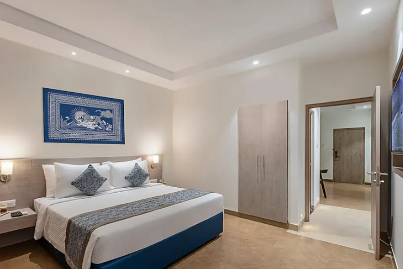 Mountain View Privilege Room With Balcony - View 2