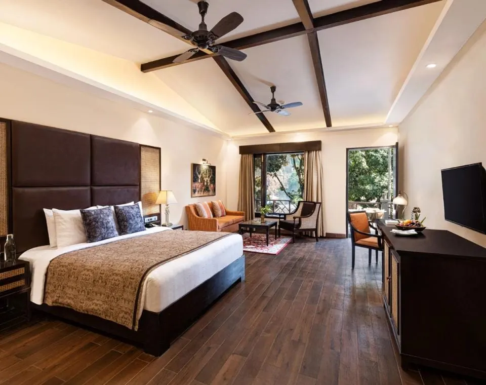 Deluxe Room King Bed River Facing - View 1