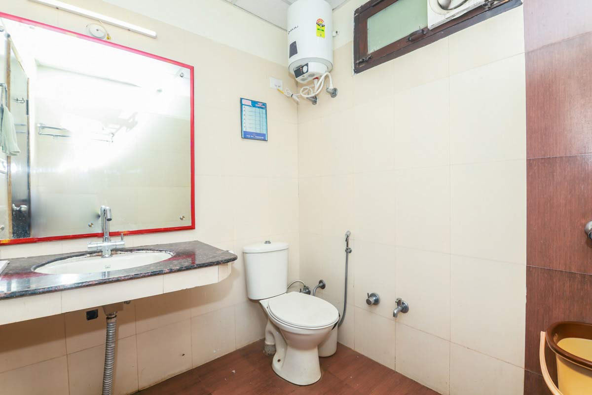 Deluxe Room (Non Lake-View) - View 4