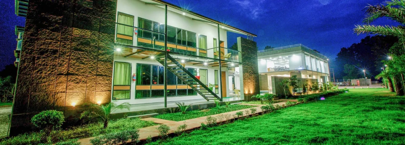 Deluxe Room Garden Facing - View 3