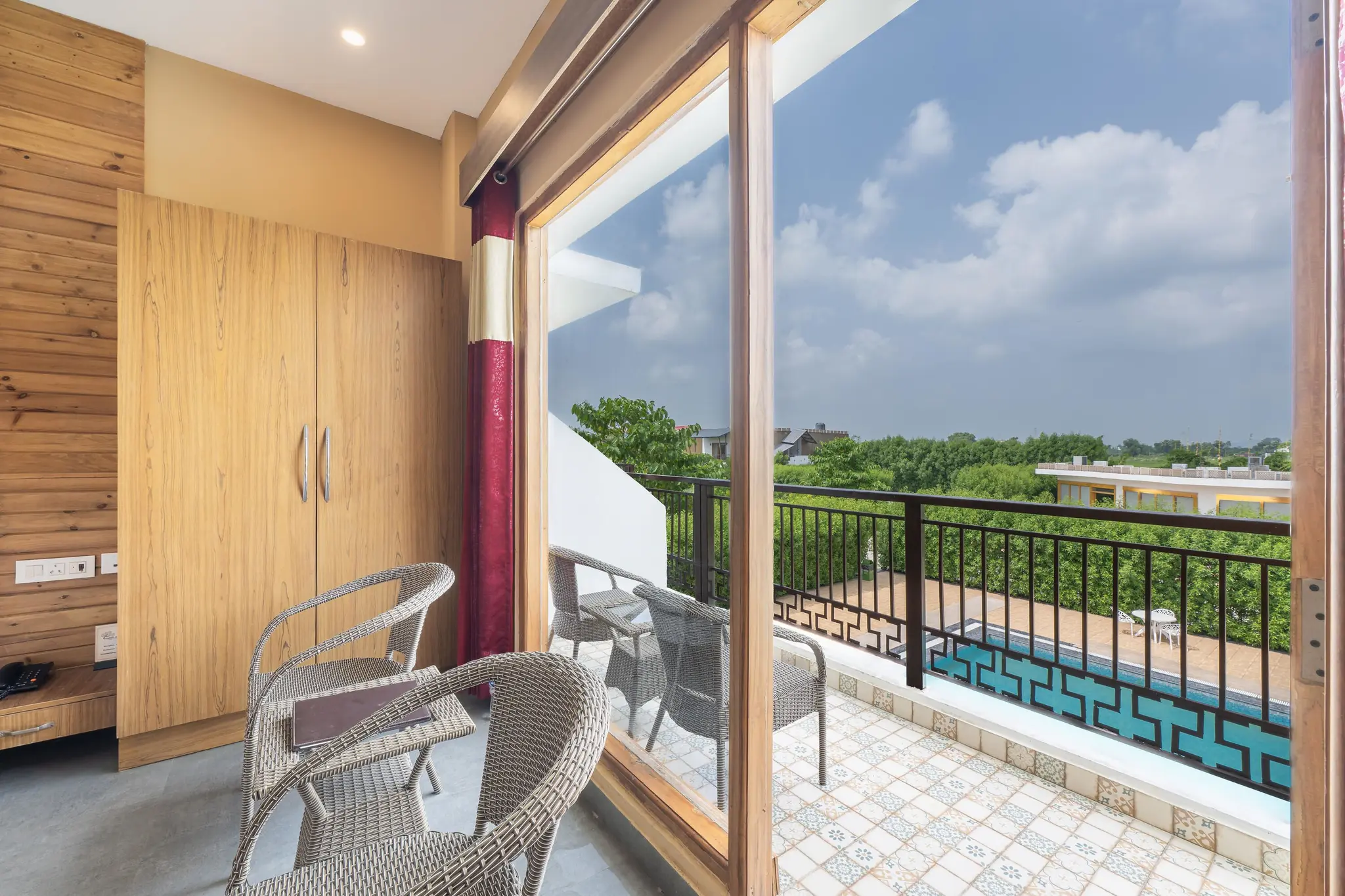 Deluxe Room with Balcony (Pool View) - View 4