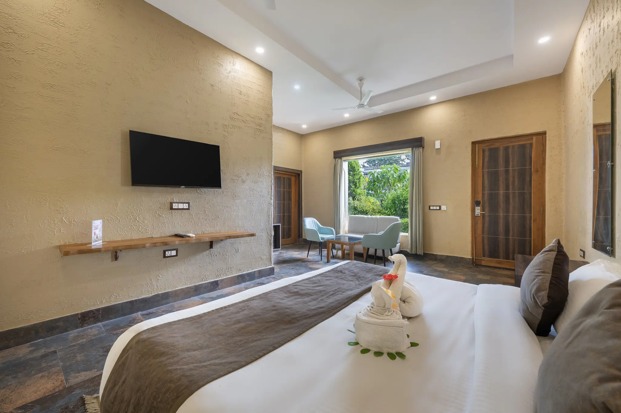 Executive Room with Private Deck - View 4