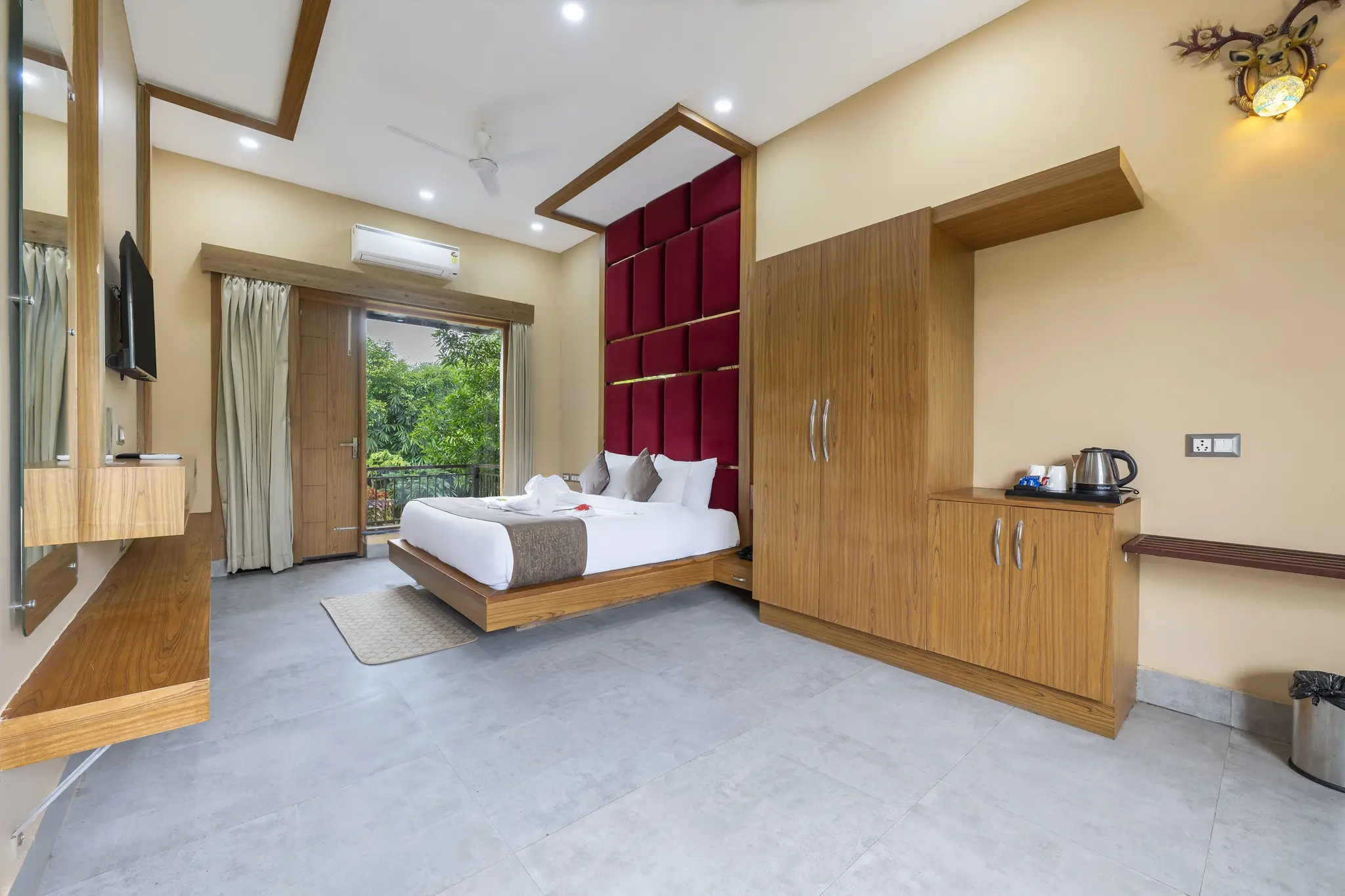 Royal Suite with Private Garden - View 5