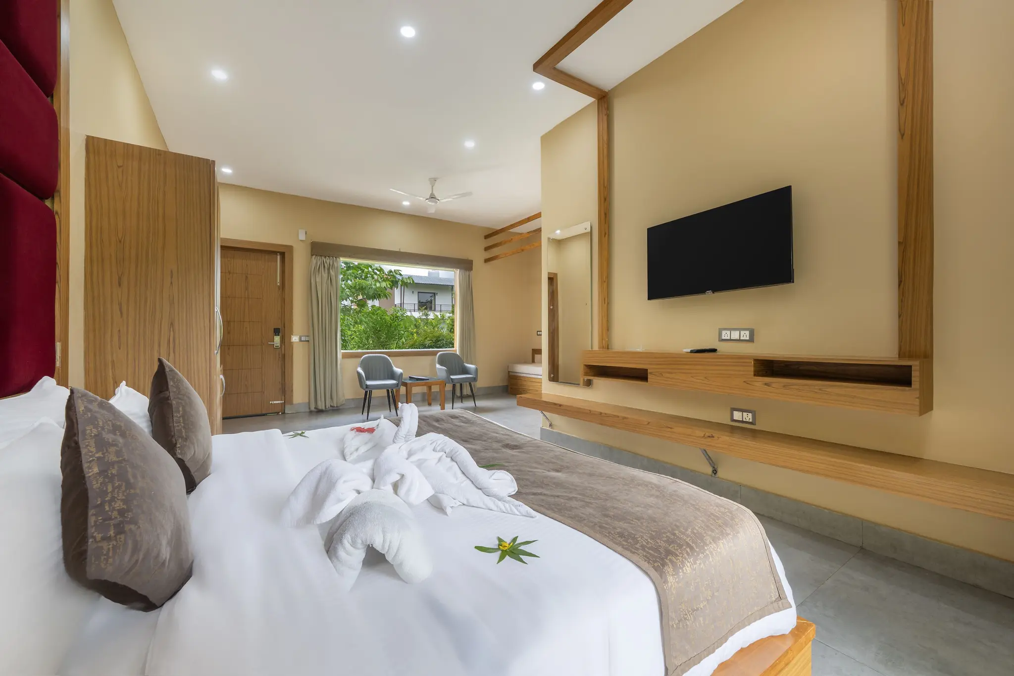Royal Suite with Private Garden - View 6
