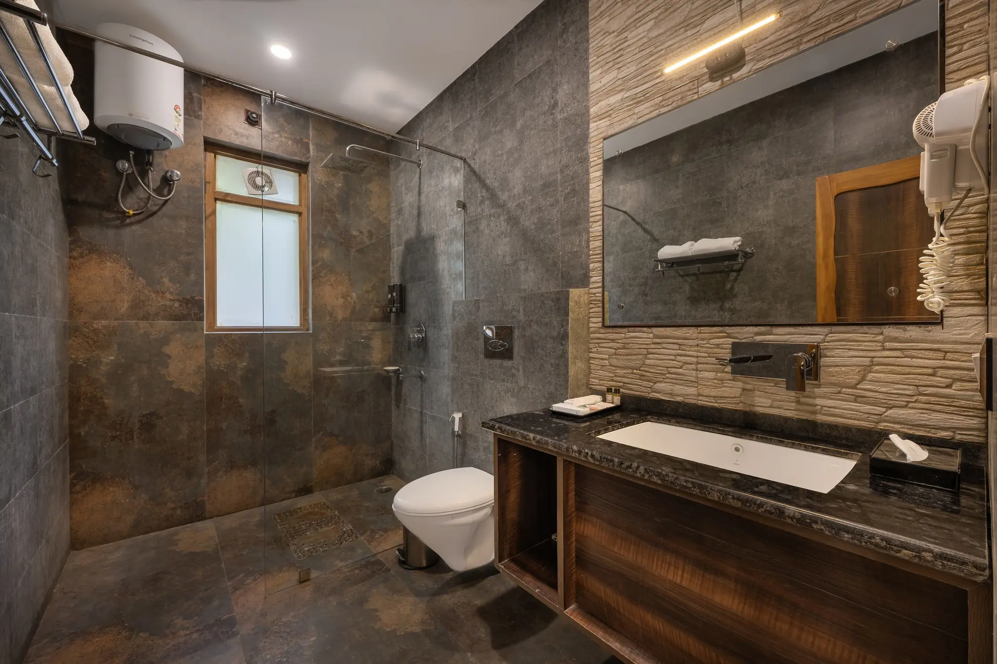 Royal Suite with Private Garden - View 7