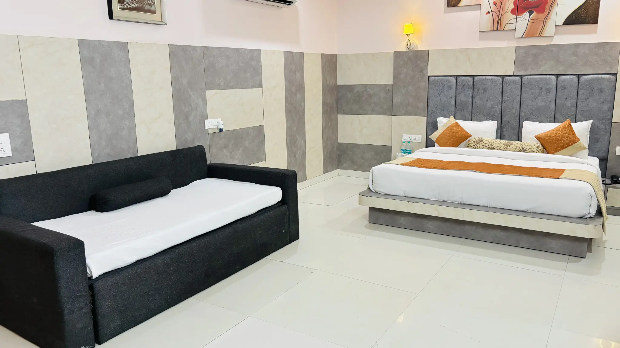 Superior Rooms - View 1