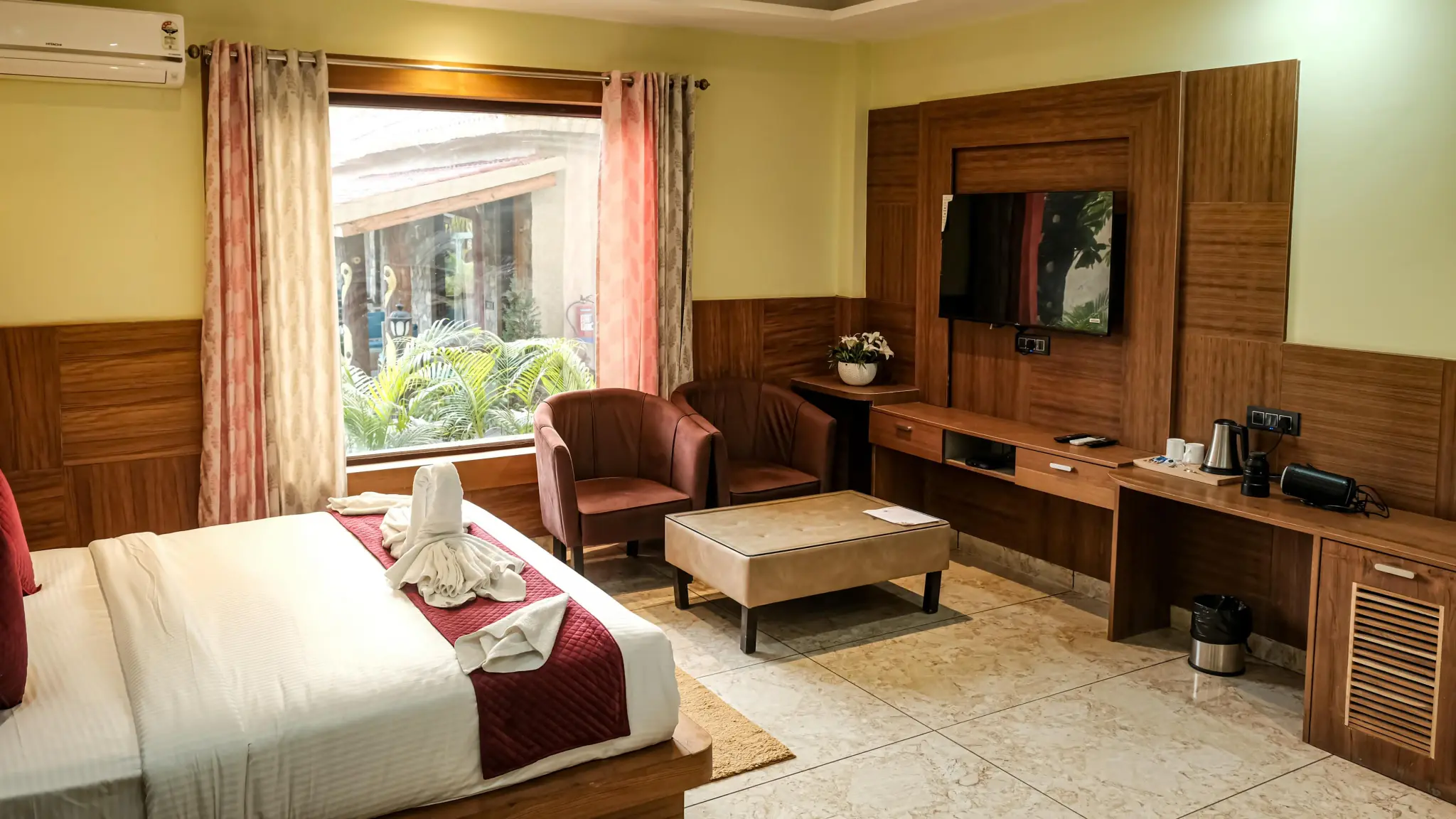 Superior Rooms - View 5