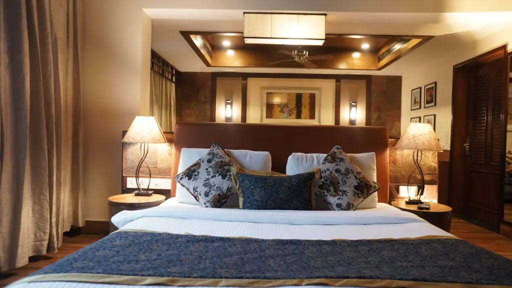 Riverside Luxury Villa - View 2