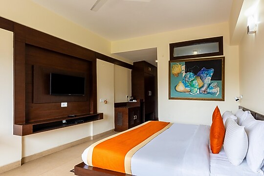 Suite - View 2