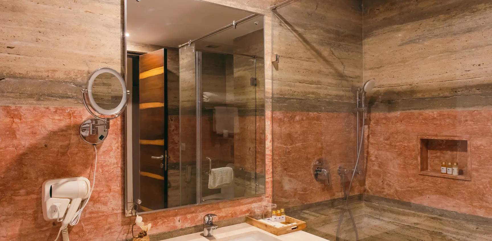 Club Royal Deluxe Room  - View 2