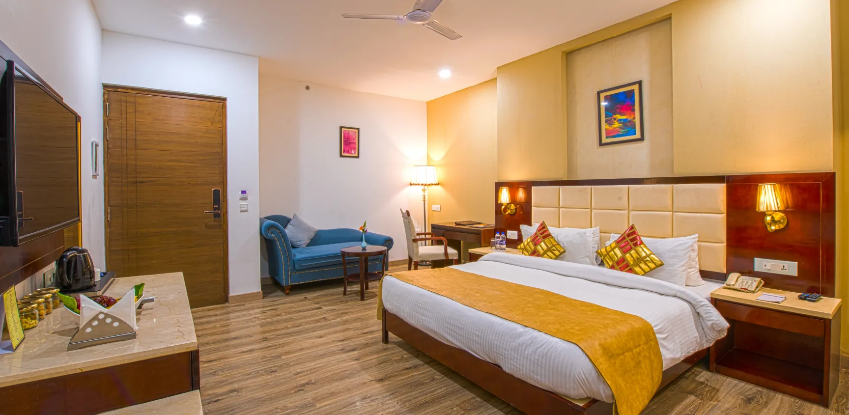 Super Deluxe Room  - View 1