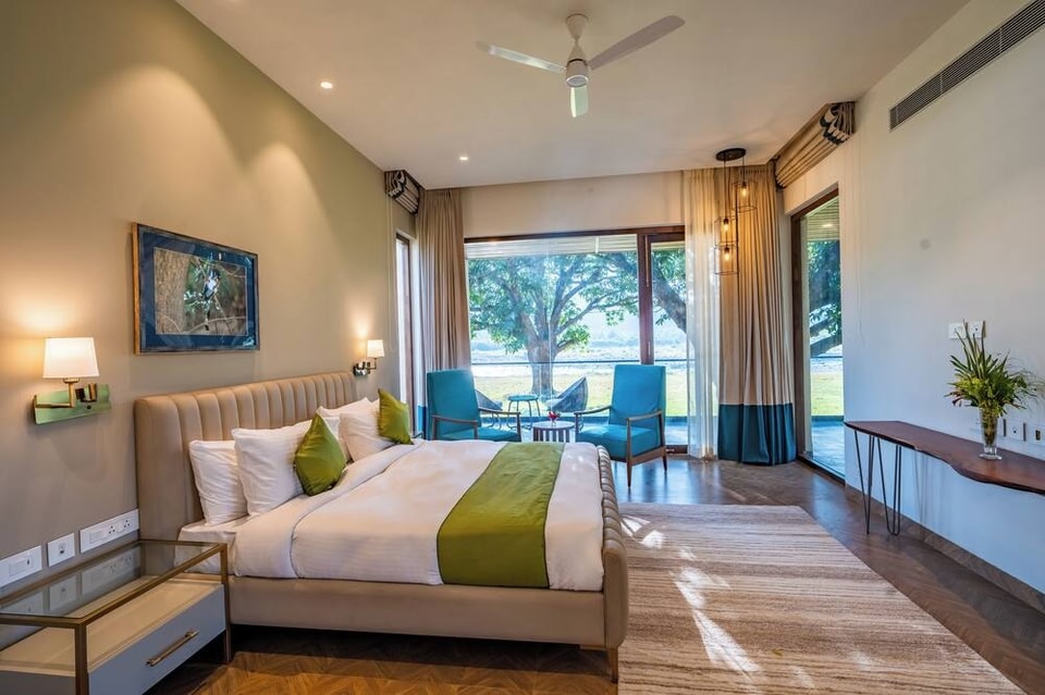 Riverine Room (River View) - View 4