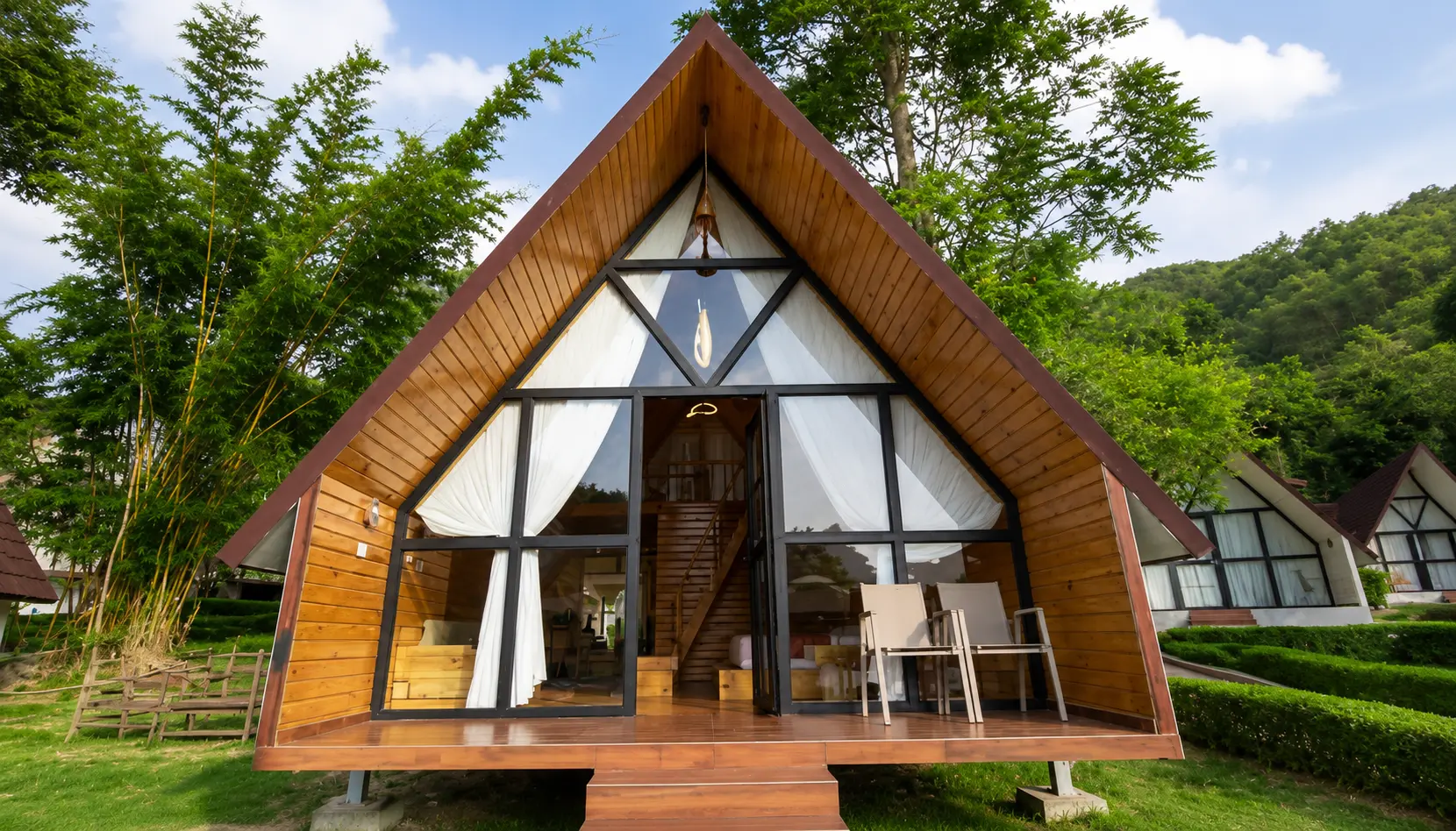 PINE COTTAGE WITH A POOL VIEW - View 3