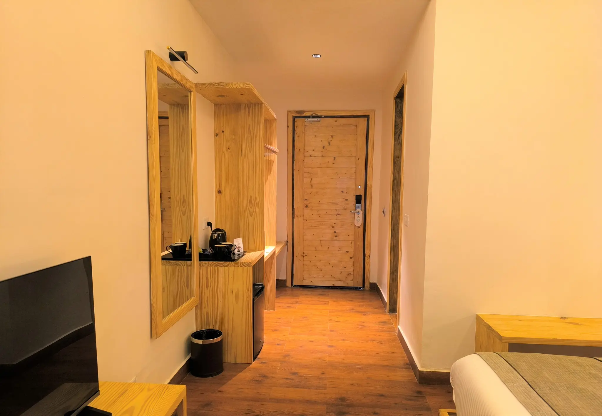 STANDARD ROOM - View 2
