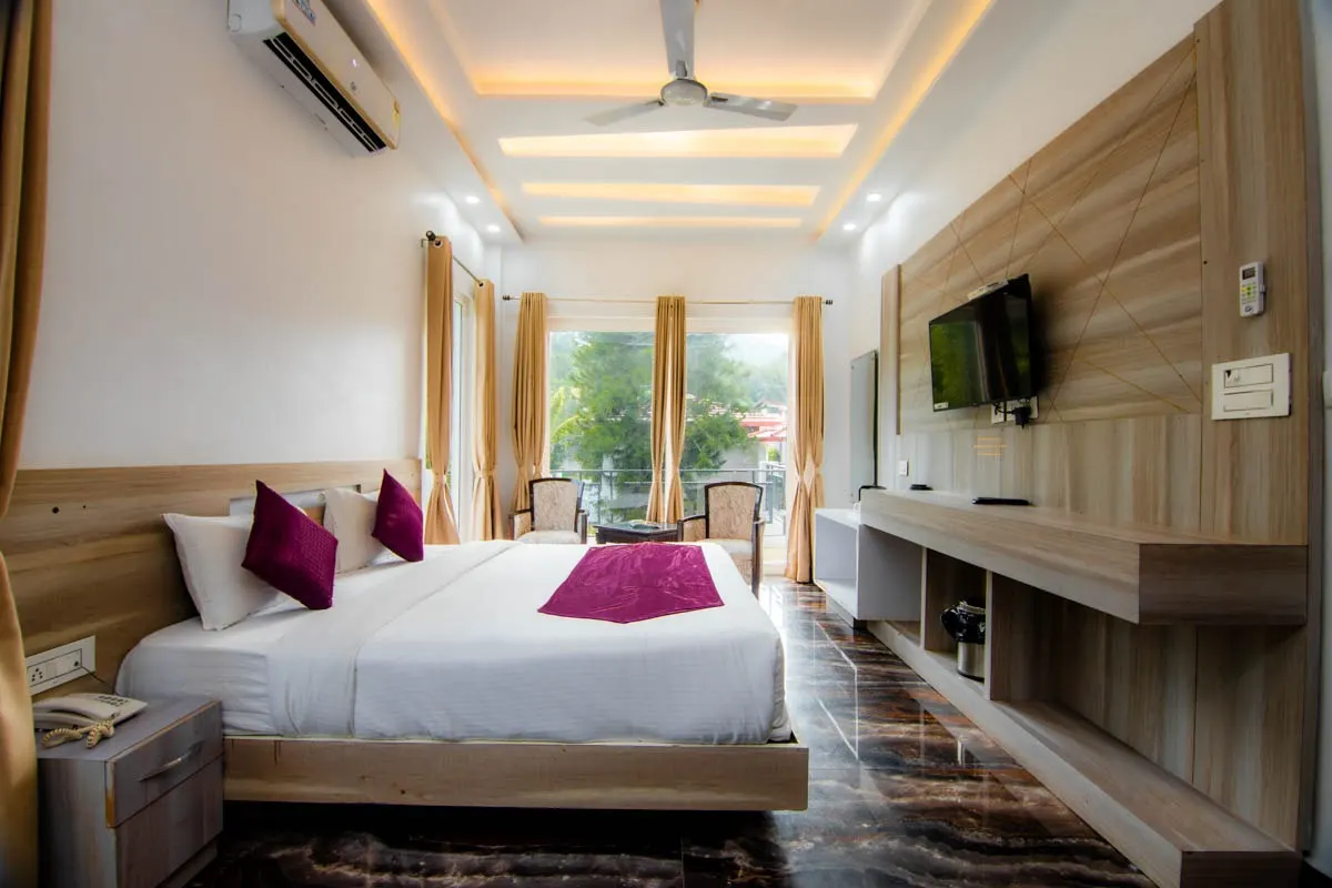 Premium Room With Balcony - View 1