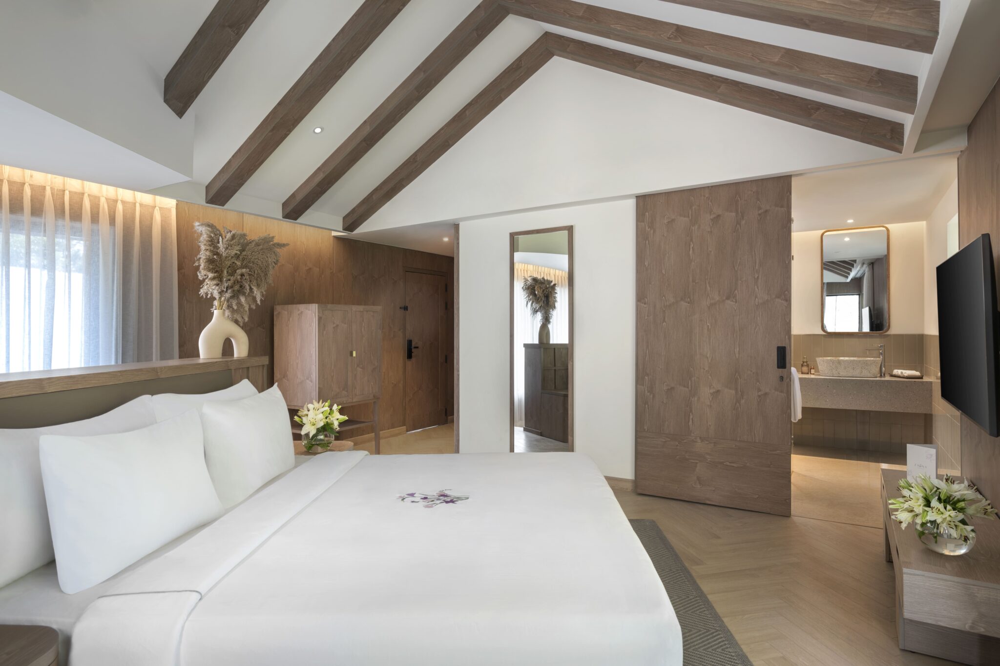 Luxury Cottages with Private Patio - View 1