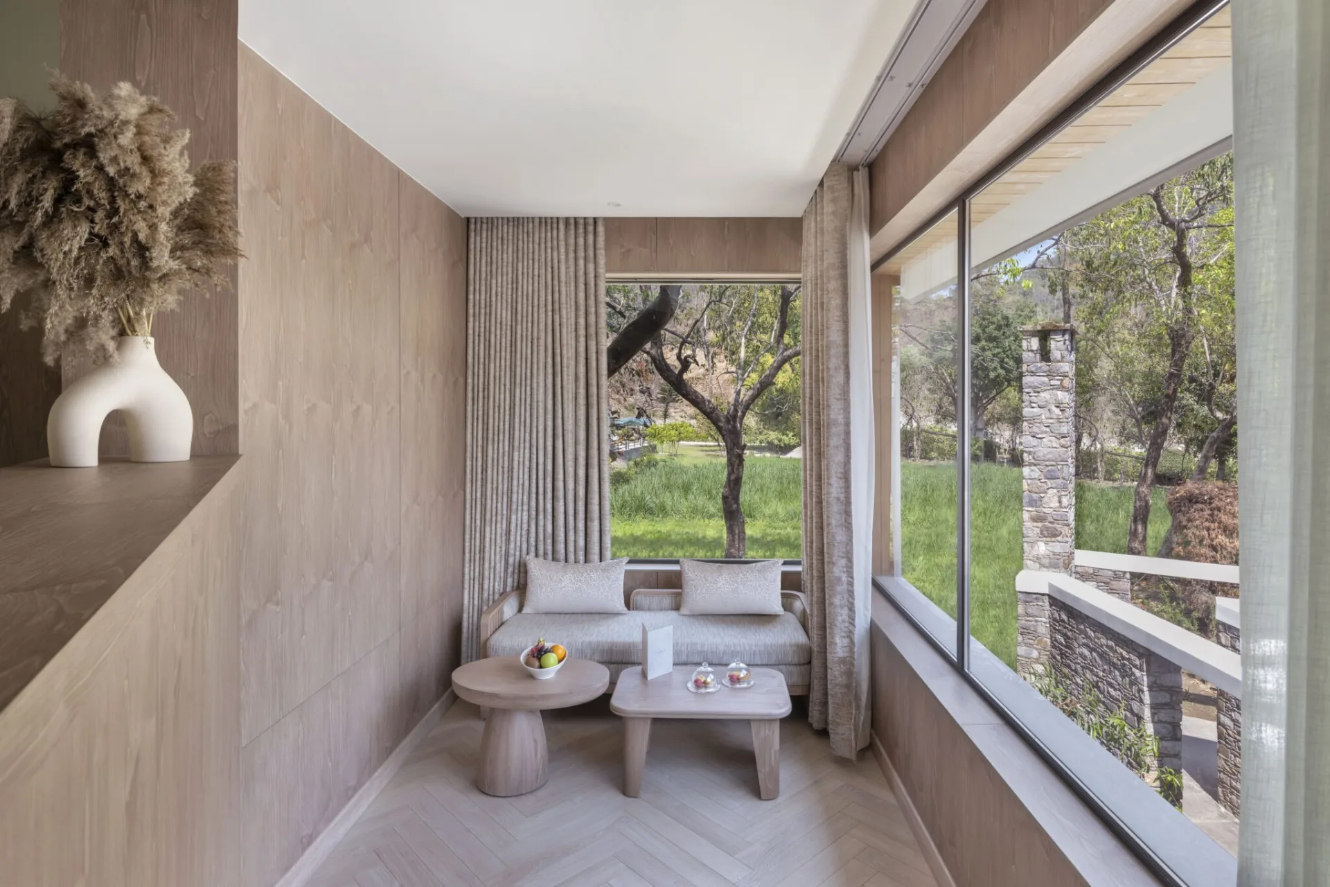 Luxury Cottages with Private Patio - View 3