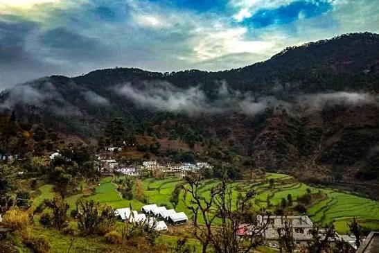 Binsar Wildlife Sanctuary - Places to Visit in Almora - Gola Holidays - Slide 2