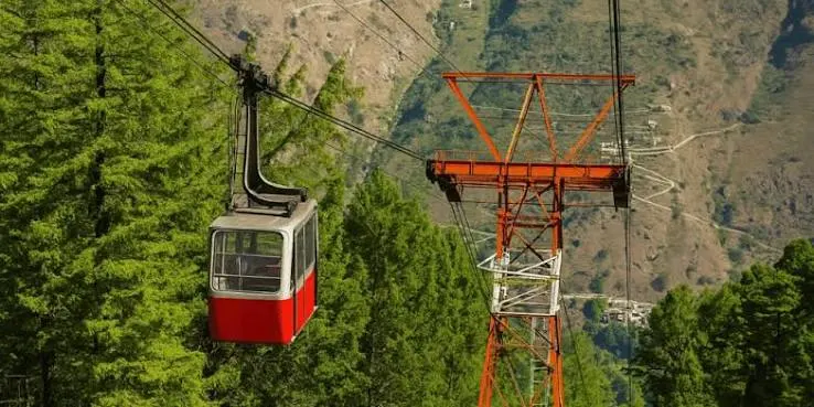 Auli Ropeway Ride - Places to Visit in Auli - Gola Holidays - Slide 2