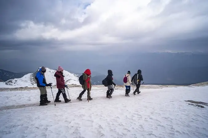 Winter Snow Activities - Places to Visit in Auli - Gola Holidays - Slide 3