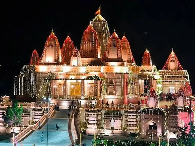 Hanuman Dham Temple - Places to Visit in Jim Corbett National Park - Gola Holidays - Slide 2