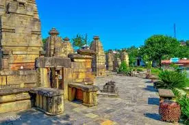 Baijnath Temple Complex - Places to Visit in Kausani - Gola Holidays - Slide 3