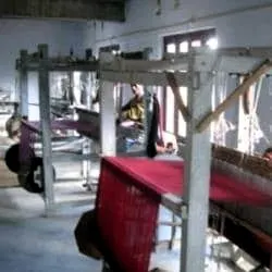 Ranikhet Shawl Factory - Places to Visit in Kausani - Gola Holidays - Slide 4