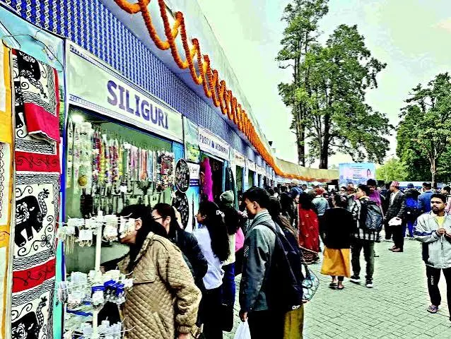 Saras Local Market - Places to Visit in Munsiyari - Gola Holidays - Slide 2