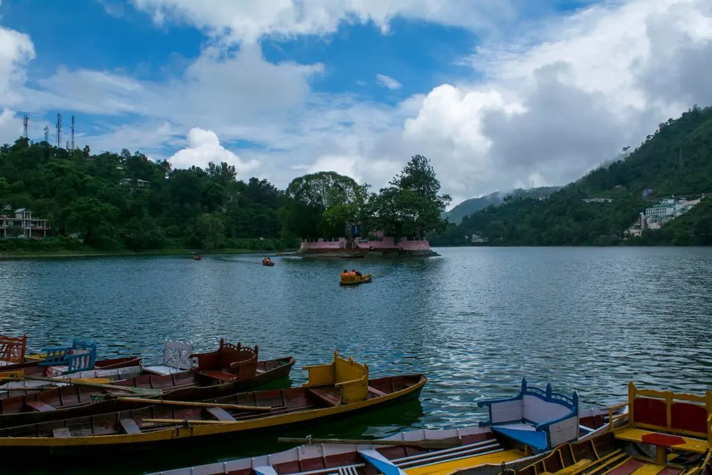 Bhimtal Lake - Tourist Attraction in Nainital - Gola Holidays