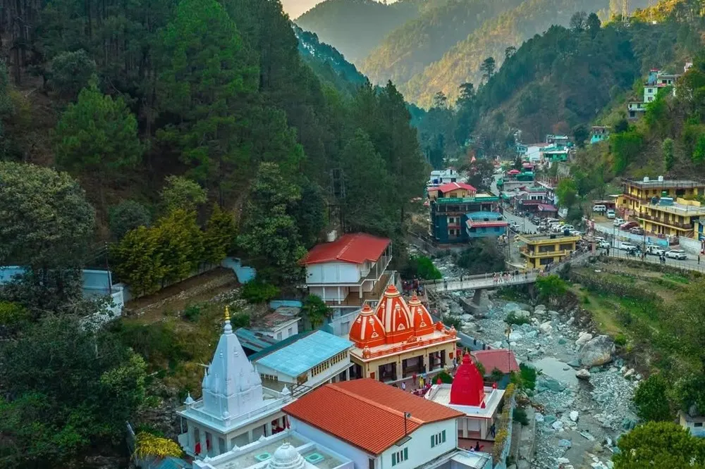 Kainchi Dham Ashram - Tourist Attraction in Nainital - Gola Holidays